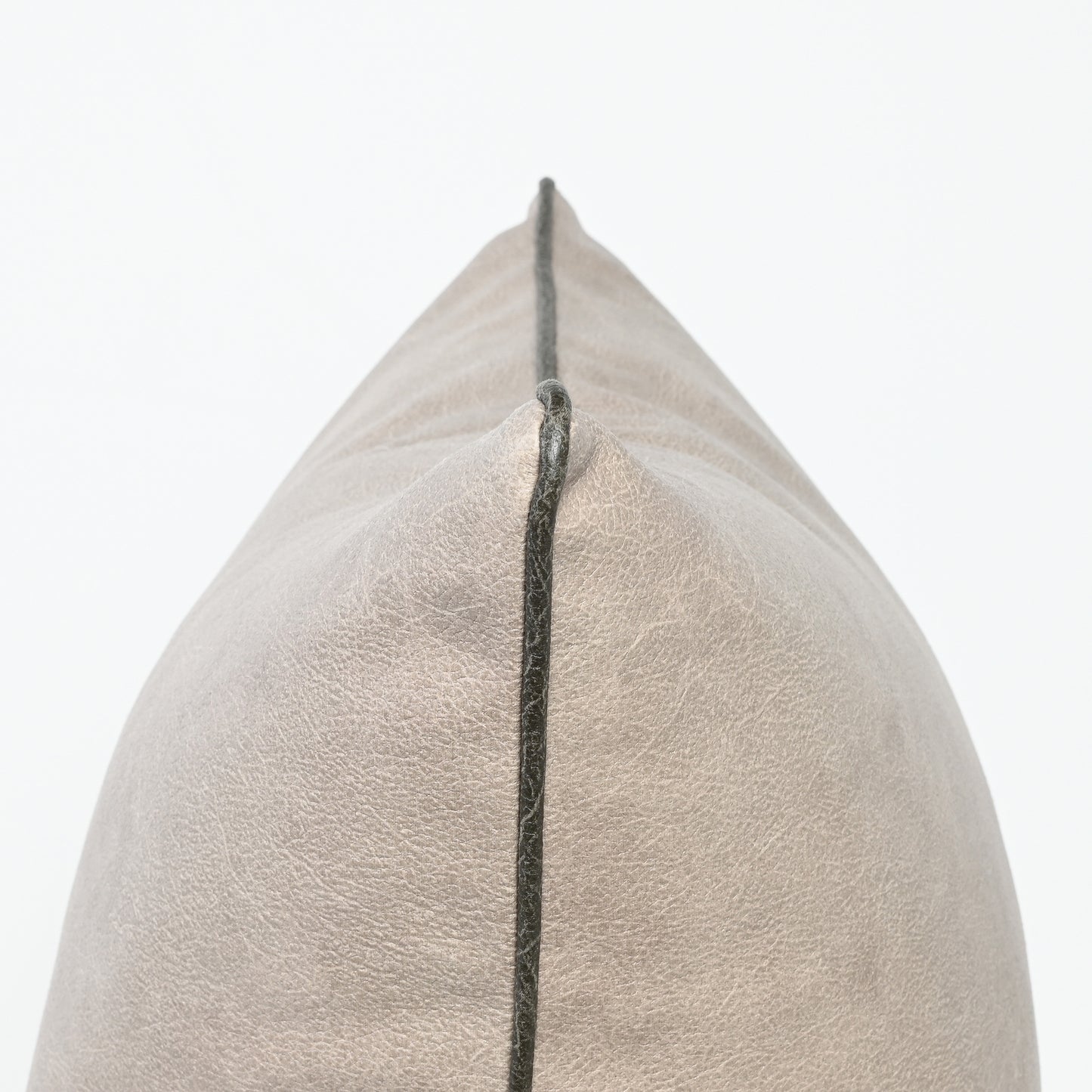 SMOOTH GRAIN TAUPE