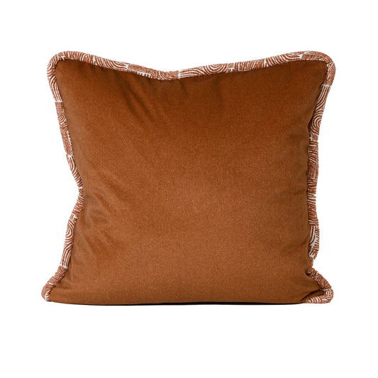 CHESTNUT FELT WITH THICK ABTRACT TRIM