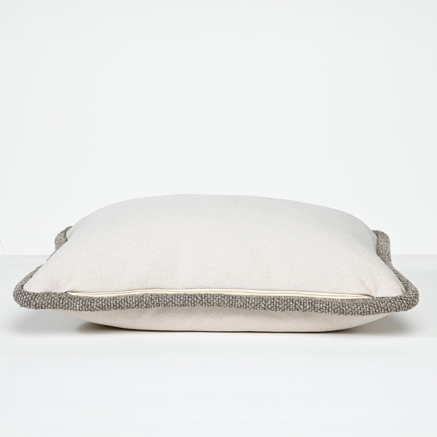 CREAM FELT WITH THICK WOVEN LATTE TRIM