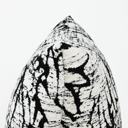 BLACK BOTANICAL